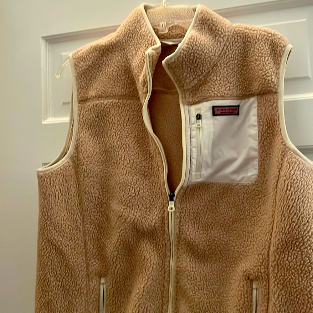 Vineyard Vines Woman’s Vest - Large